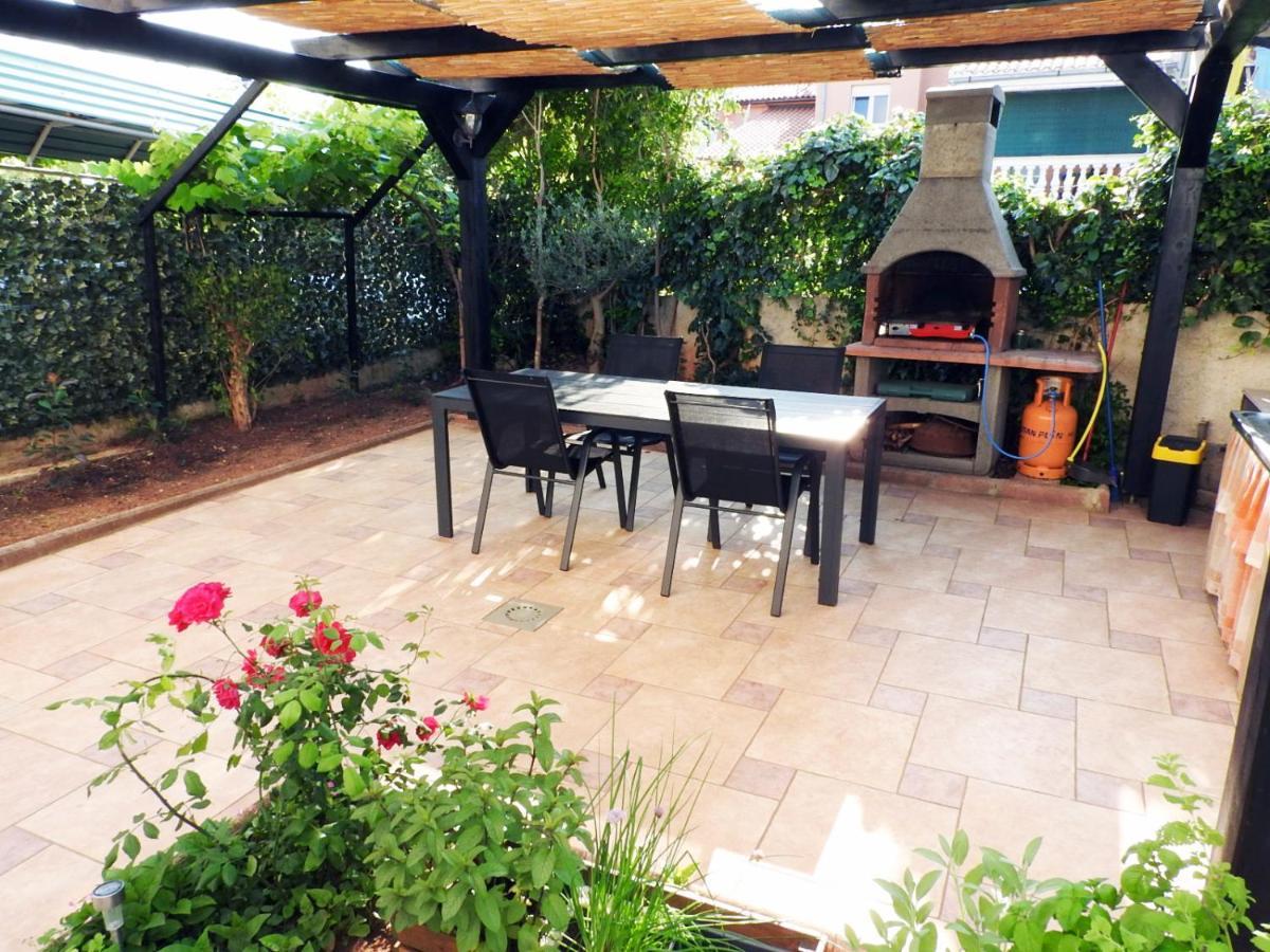 Apartment Lu, Stinjan - Pula Luaran gambar
